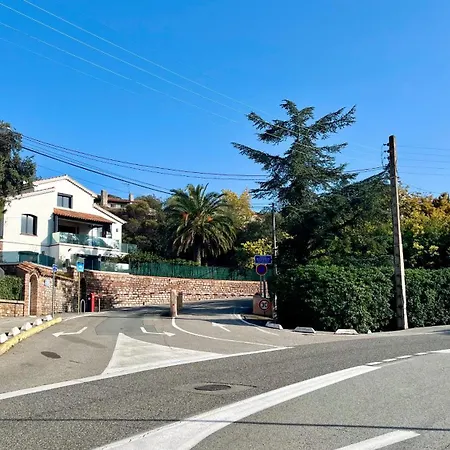 Avec Jardin Proche De La *