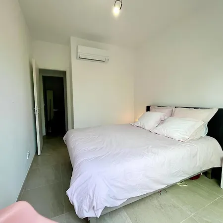 Apartamento Avec Jardin Proche De La *