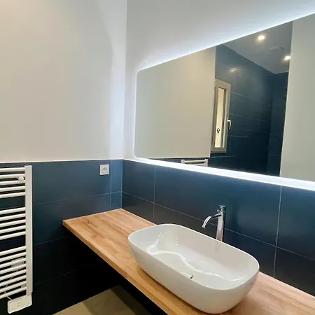 Apartment Avec Jardin Proche De La