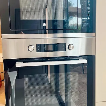 Lägenhet Avec Jardin Proche De La *