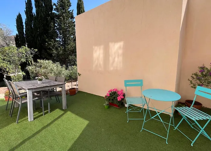 Avec Jardin Proche De La Saint-Raphaël